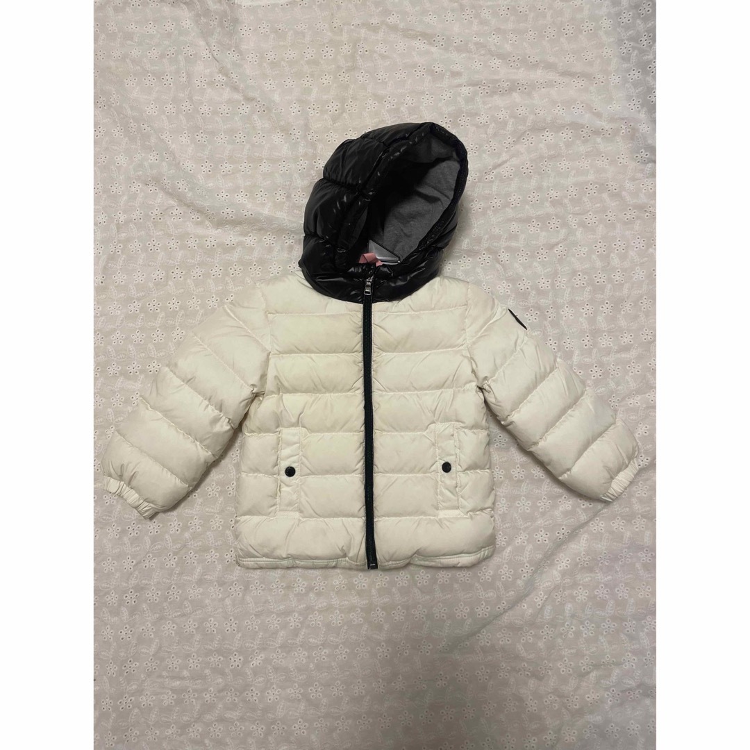 MONCLER(モンクレール)のモンクレール　子供アウター　30日限定価格！ キッズ/ベビー/マタニティのキッズ服女の子用(90cm~)(ジャケット/上着)の商品写真