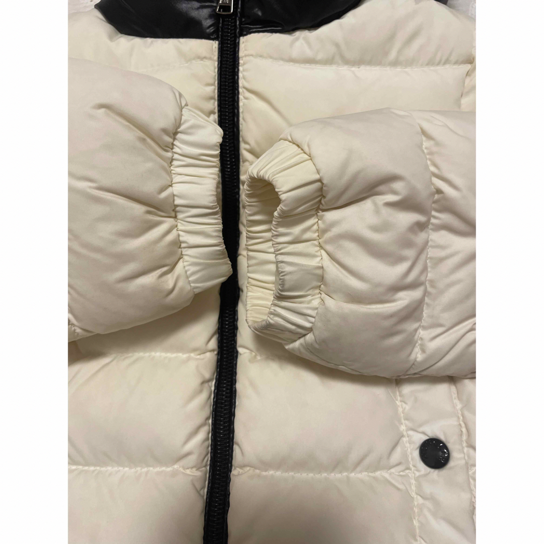 MONCLER(モンクレール)のモンクレール　子供アウター　30日限定価格！ キッズ/ベビー/マタニティのキッズ服女の子用(90cm~)(ジャケット/上着)の商品写真