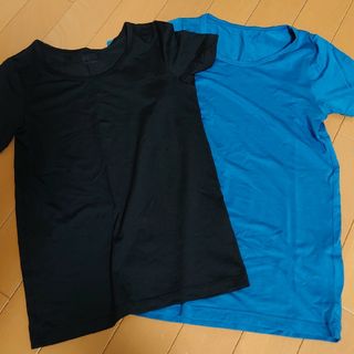 ユニクロ(UNIQLO)の【130】ヒートテック半袖シャツ　2枚セット(下着)