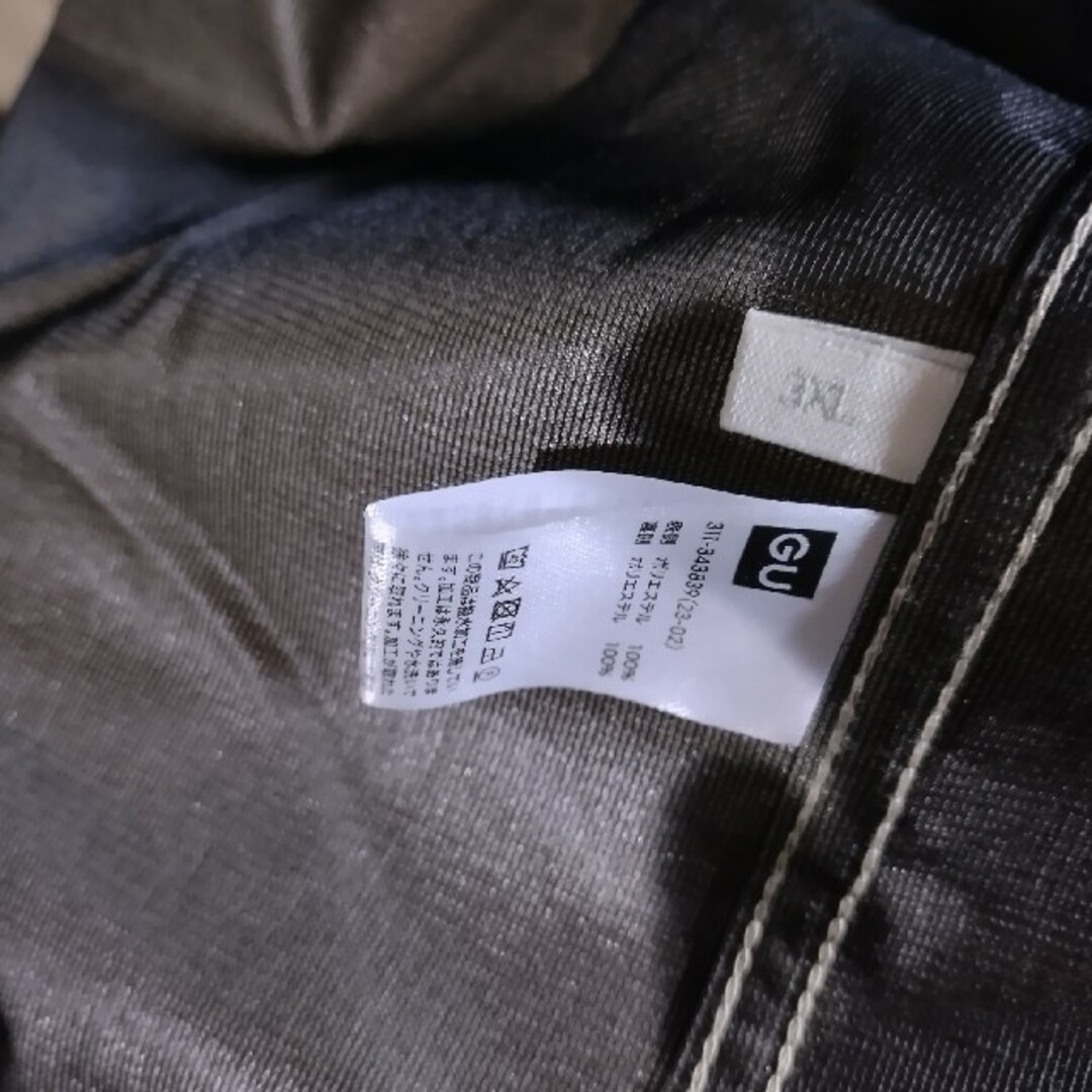 GU(ジーユー)のジーユーGUマウンテンパーカ黒ブラックベージュ3XL美品 メンズのジャケット/アウター(マウンテンパーカー)の商品写真