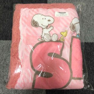 SNOOPY - 新品　スヌーピー キャラクター ふわもこ ブランケット　ピンク　ひざ掛け