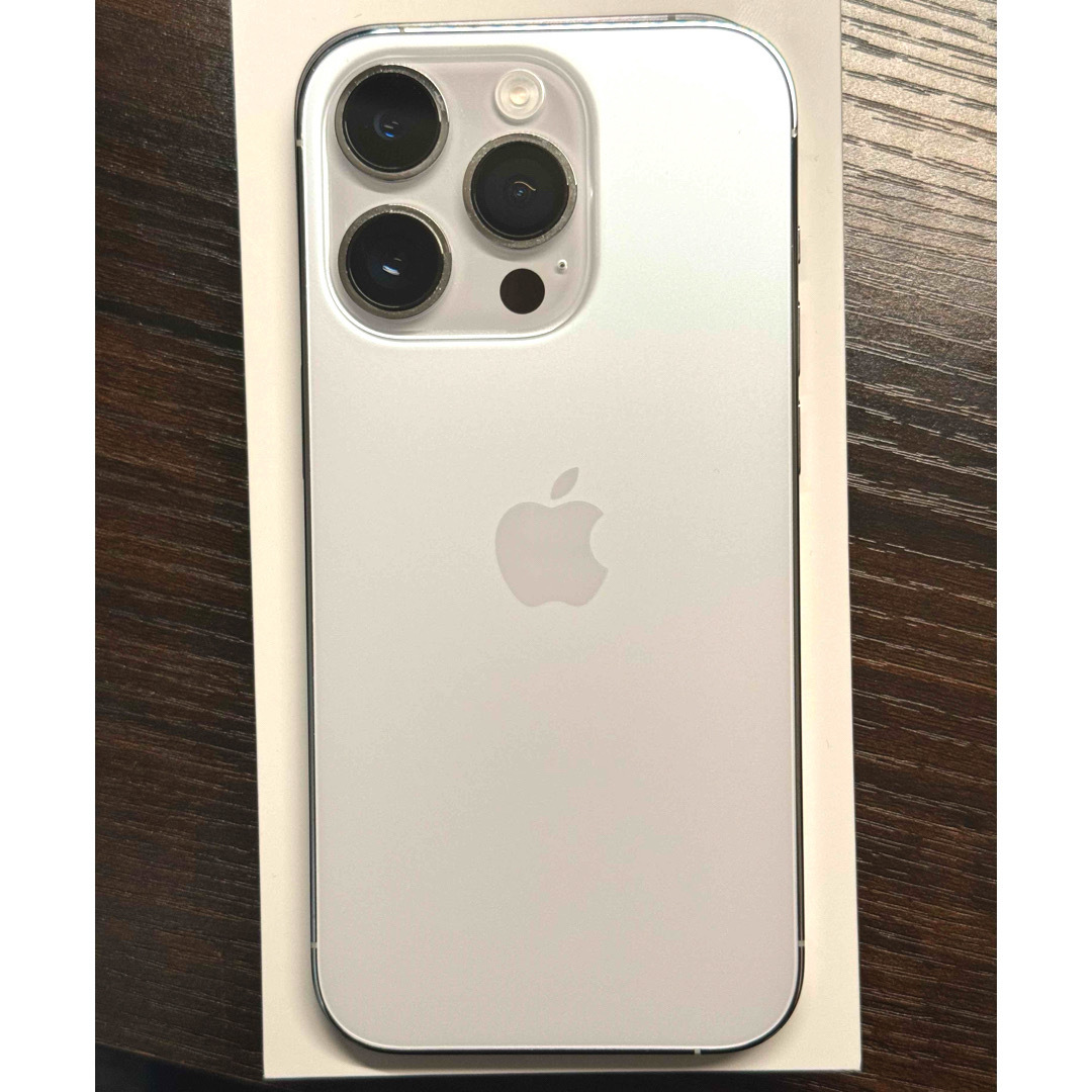 【超美品】iPhone14Pro 128GBシルバー SIMフリーのサムネイル