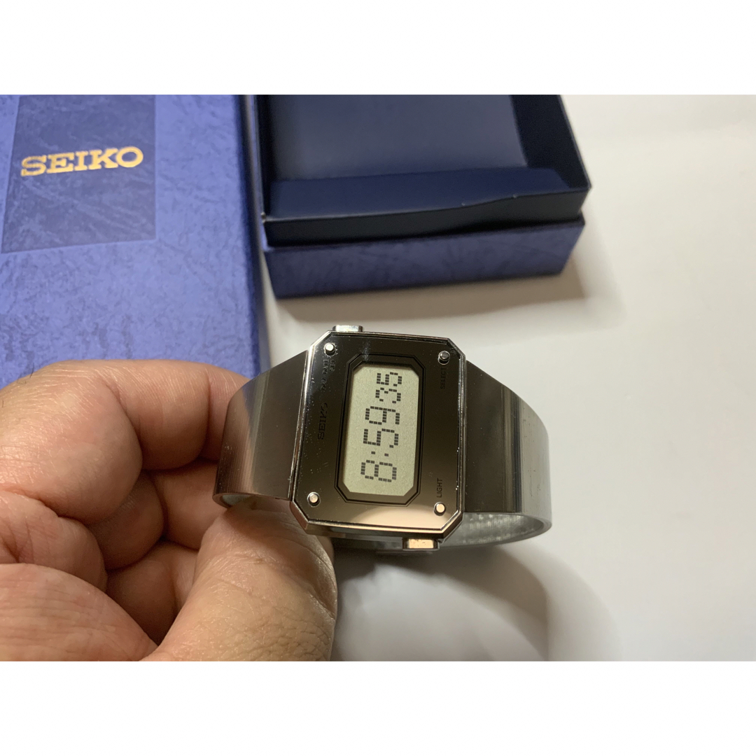 SEIKO(セイコー)の【激レア】　SEIKO　腕時計　デジタル　D031-4000 メンズの時計(腕時計(デジタル))の商品写真