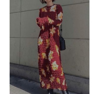 アメリヴィンテージ(Ameri VINTAGE)の【今期】NEON FLOWER I LINE DRESS(ロングワンピース/マキシワンピース)