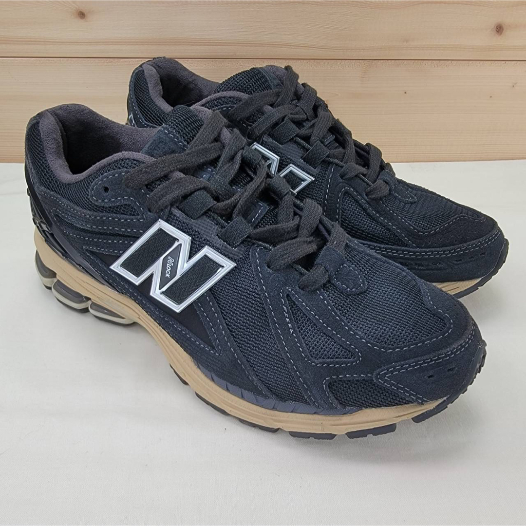 New Balance(ニューバランス)のニューバランス M1906RK ブラック 23㎝ レディースの靴/シューズ(スニーカー)の商品写真