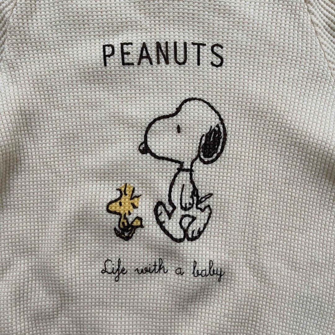 SNOOPY(スヌーピー)の★送料無料★スヌーピー  ロンパース(70サイズ) キッズ/ベビー/マタニティのベビー服(~85cm)(ロンパース)の商品写真