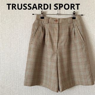 トラサルディ(Trussardi)のトラサルディスポーツ  ハーフ パンツ　チェック　キュロット　ゴルフパンツ(ショートパンツ)