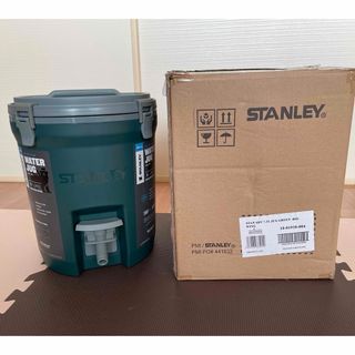 スタンレー(Stanley)のスタンレー　STANLEY　ウォータージャグ 7.5L　グリーン(調理器具)