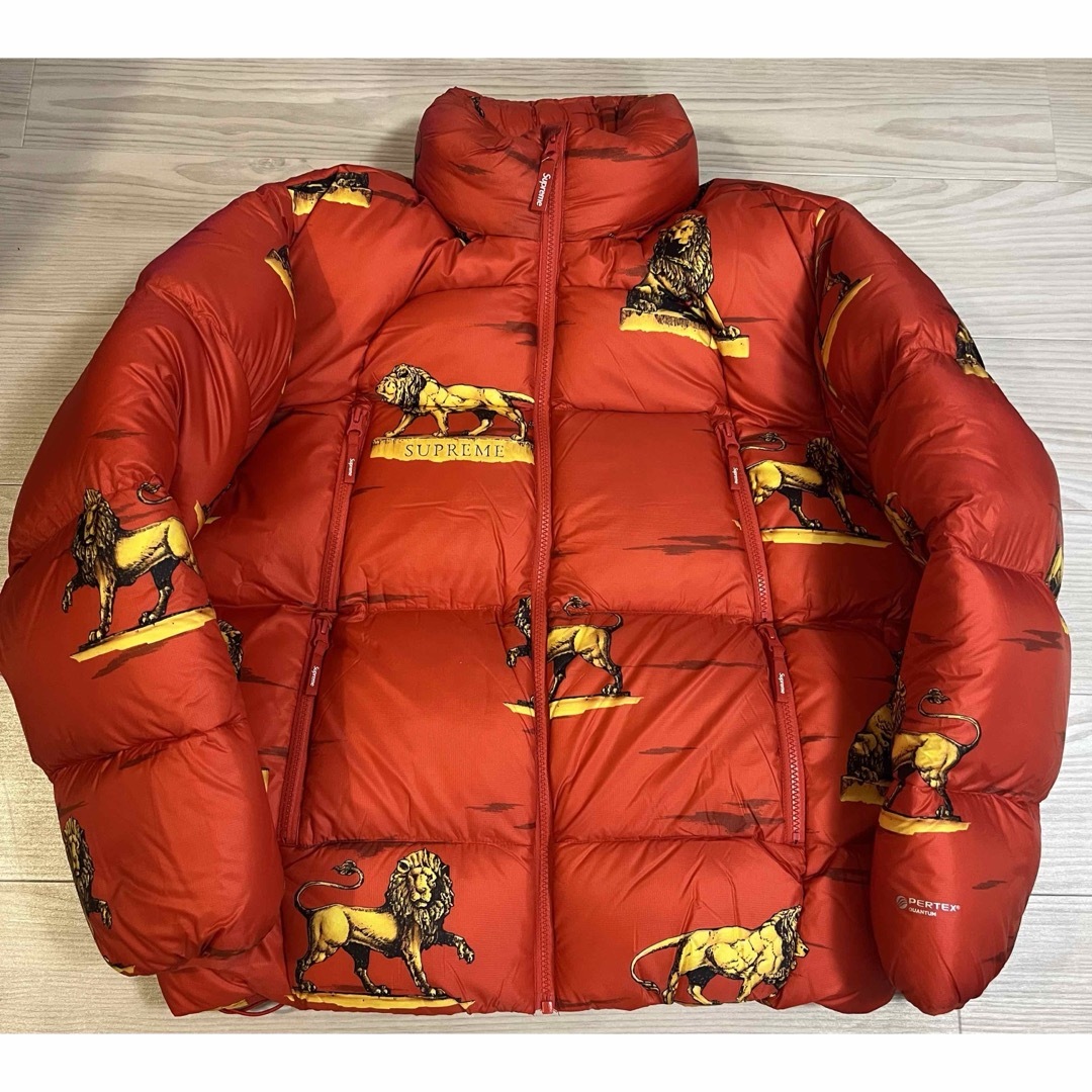 Supreme(シュプリーム)のSupreme Featherweight Down Jacket Lions メンズのジャケット/アウター(ダウンジャケット)の商品写真