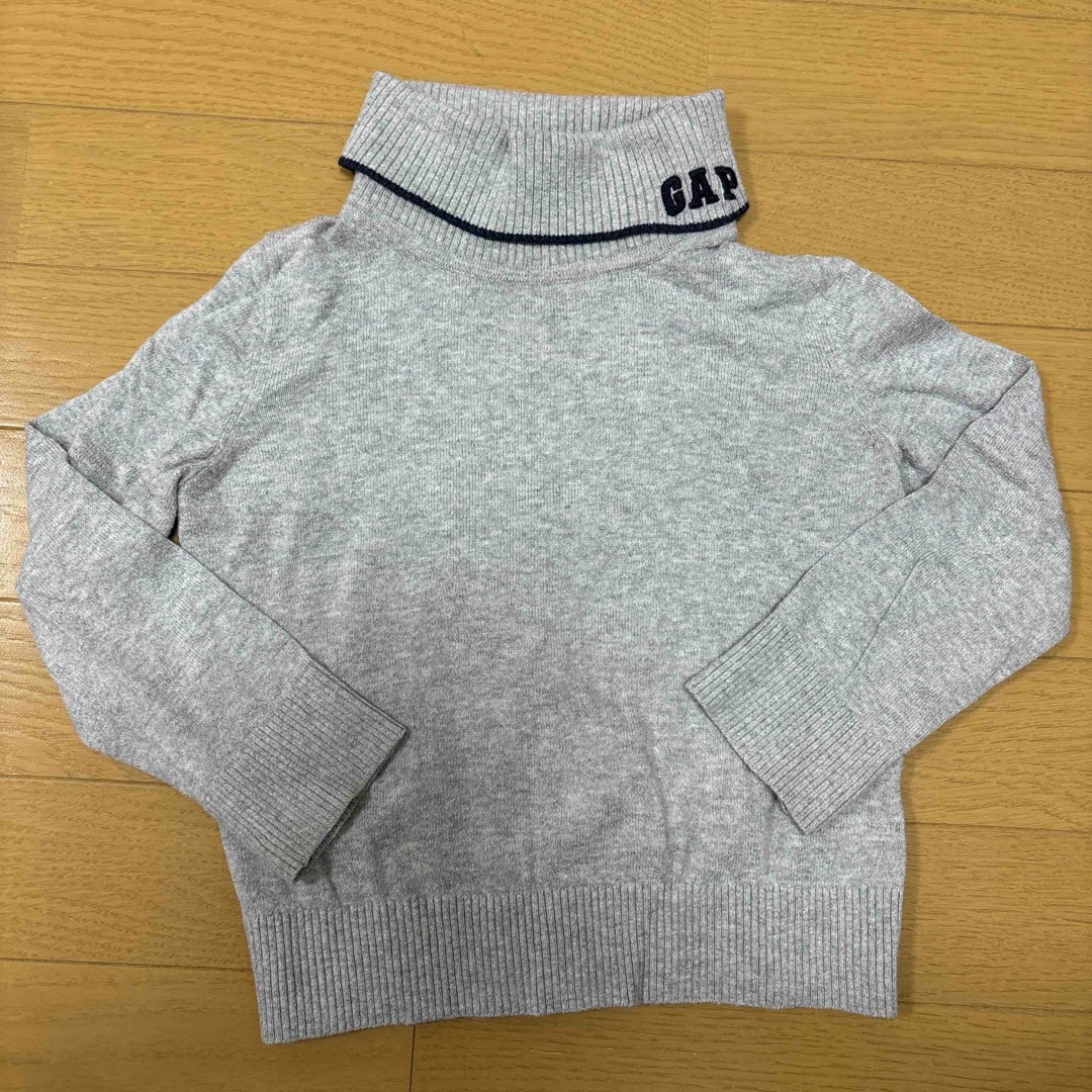 GAP Kids(ギャップキッズ)のトップス 100 GAP キッズ/ベビー/マタニティのキッズ服男の子用(90cm~)(Tシャツ/カットソー)の商品写真