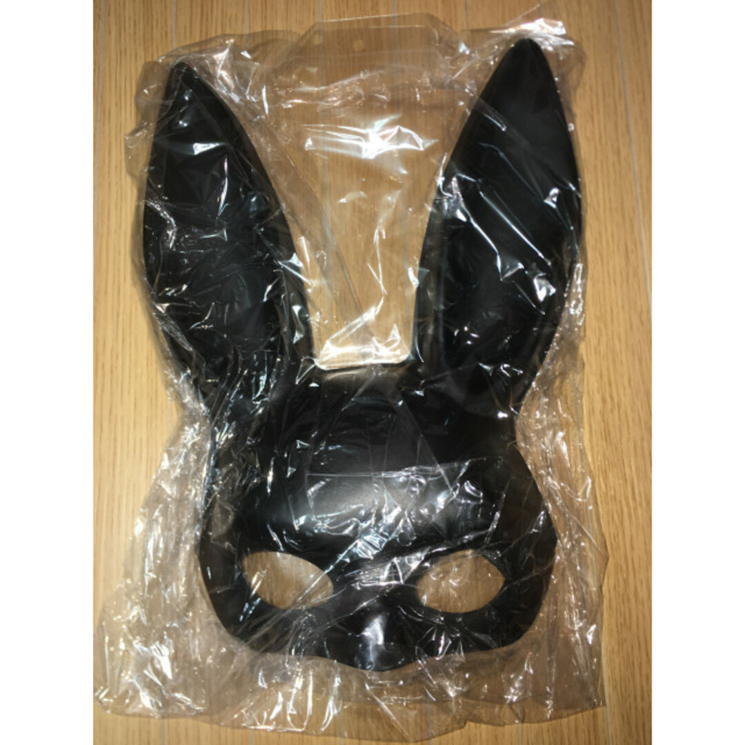 即購入歓迎♪新品♪バニー仮面（マットブラック）♬インスタ映えしまーす♬ エンタメ/ホビーのコスプレ(小道具)の商品写真