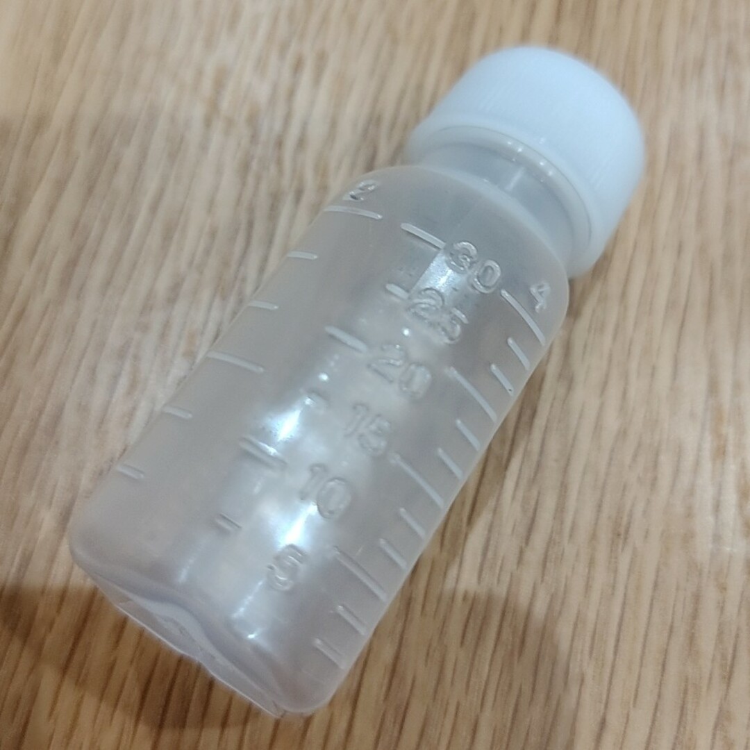 小児用　シロップ容器　60mlx3,30ml,スポイト　シロップボトル容器 キッズ/ベビー/マタニティの洗浄/衛生用品(その他)の商品写真