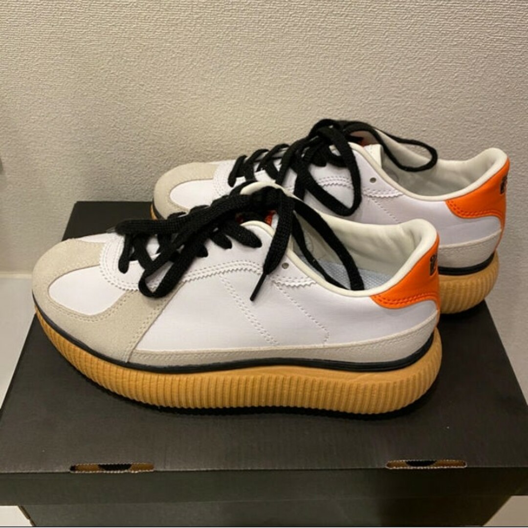 【新品未使用】Onitsuka Tiger DELECITY デレシティ | フリマアプリ ラクマ