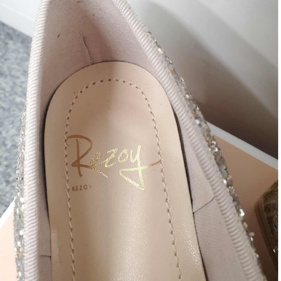 REZOY(リゾイ)のREZOY　ラメオペラシューズ レディースの靴/シューズ(バレエシューズ)の商品写真