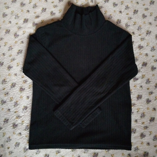 ユニクロ(UNIQLO)の140　ユニクロ　ストレッチフリースリブハイネックT　長袖 黒(Tシャツ/カットソー)