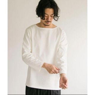 アーバンリサーチ(URBAN RESEARCH)の100%コットン ボートネックロングスリーブシャツ(Tシャツ/カットソー(七分/長袖))