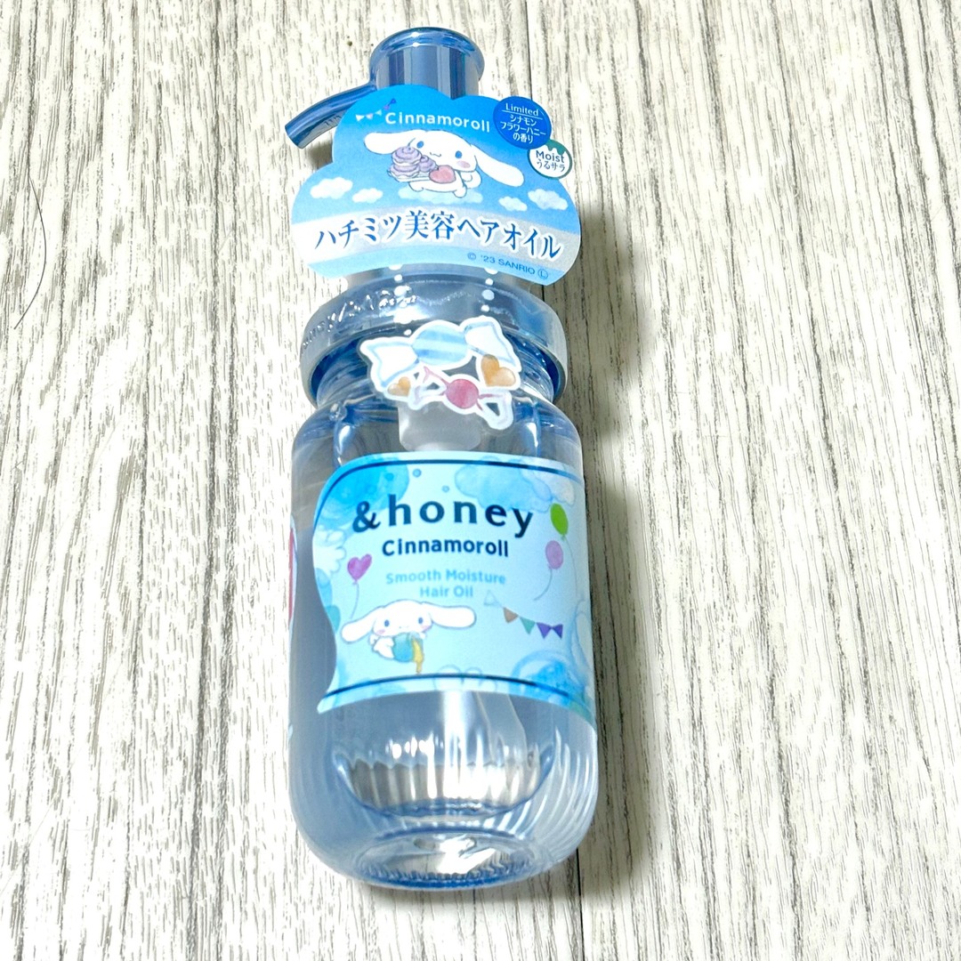 【新品】アンドハニー(&honey)シナモンロール限定デザイン ヘアオイル付き コスメ/美容のヘアケア/スタイリング(シャンプー/コンディショナーセット)の商品写真