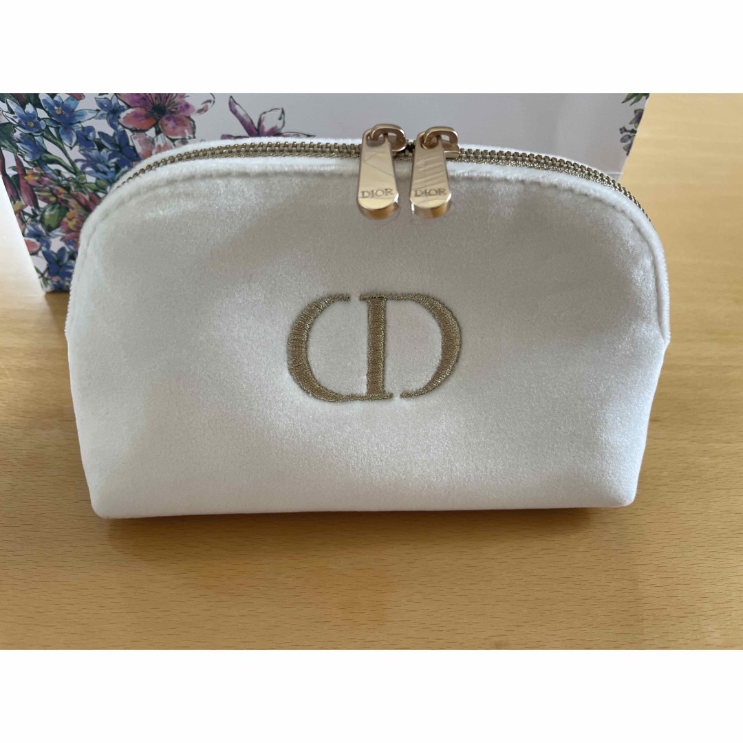 新品未使用 Dior ポーチ クリスマスコフレ 2023 新品未使用 Dior ポーチ クリスマスコフレ 2023