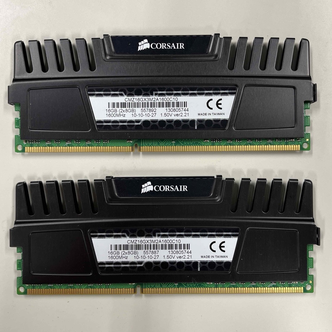 CORSAIR  DDR3 16GB（8GB×2枚組）メモリ