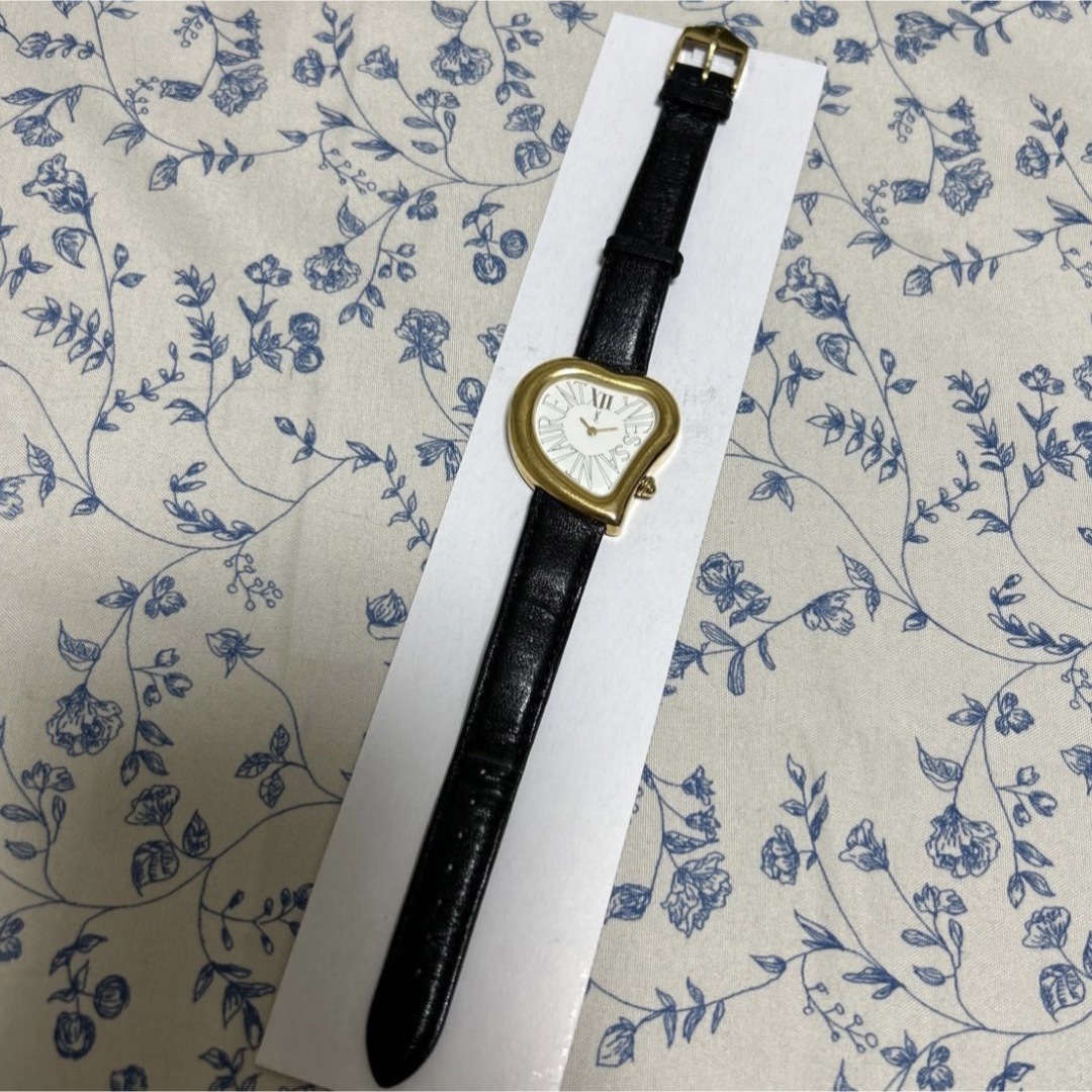 希少】Yves Saint Laurent サンローラン 腕時計 ハートベゼル 希少】Yves Saint Laurent サンローラン 腕時計 ハートベゼル