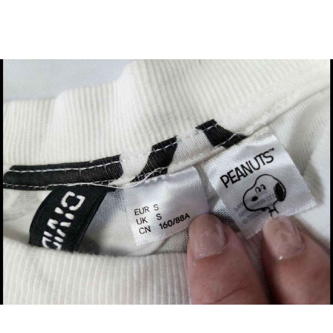 H&M(エイチアンドエム)のH&M 新品 未使用 半袖 Tシャツ スヌーピー SNOOPY キャラクター レディースのトップス(Tシャツ(半袖/袖なし))の商品写真