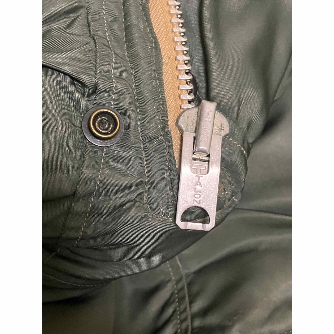 alpha(アルファ)のN2B  黒タグ　希少サイズS ヴィンテージ　old  軍物 メンズのジャケット/アウター(ミリタリージャケット)の商品写真