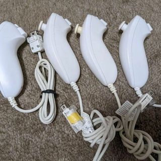 ウィー(Wii)の【送料無料4個】ニンテンドー　Wii ヌンチャク　Wiiリモコン　RVL-004(その他)