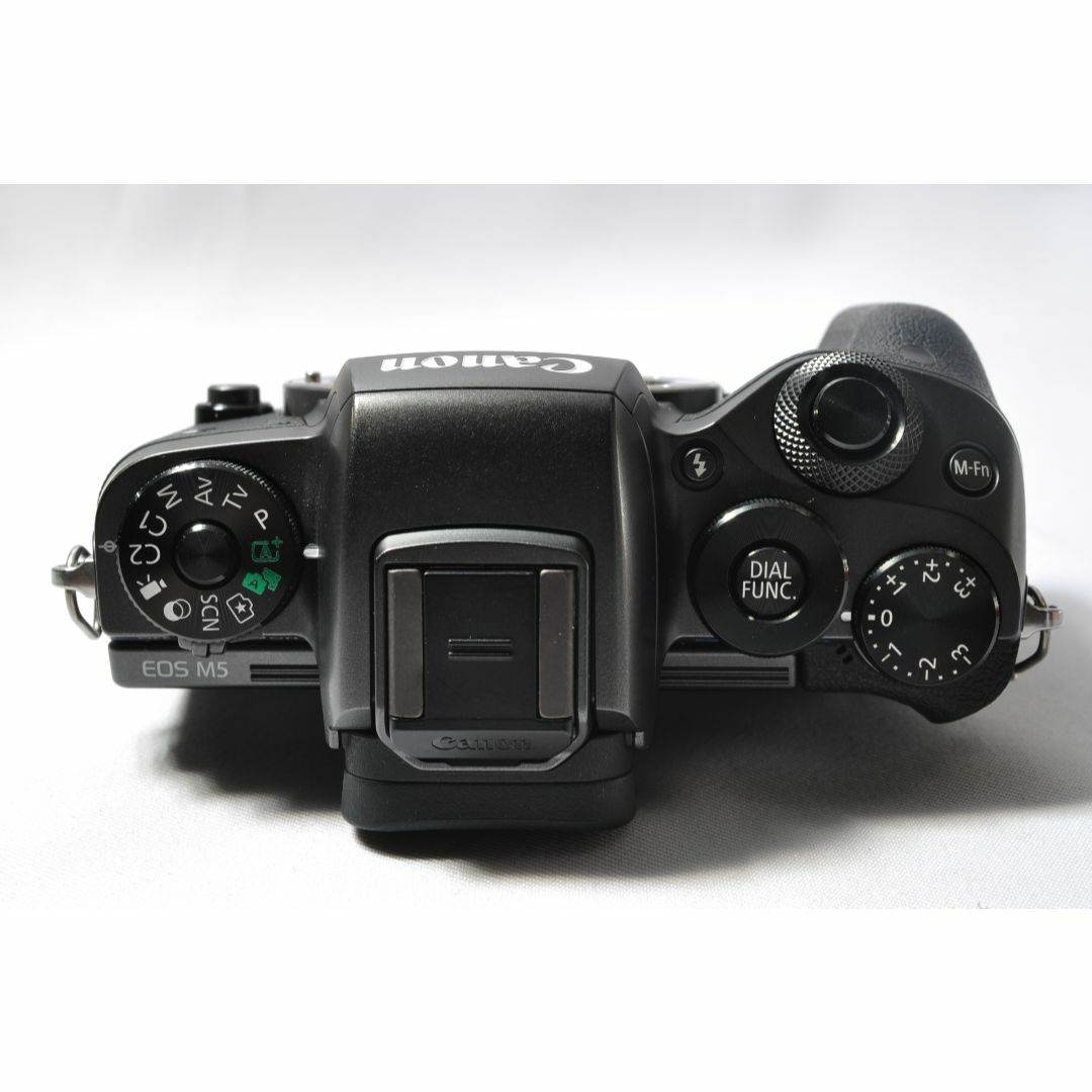 Canon(キヤノン)の❤️極上美品❤️Wi-Fi機能搭載＆ラクラク自撮り❤️Canon EOS M5 スマホ/家電/カメラのカメラ(ミラーレス一眼)の商品写真