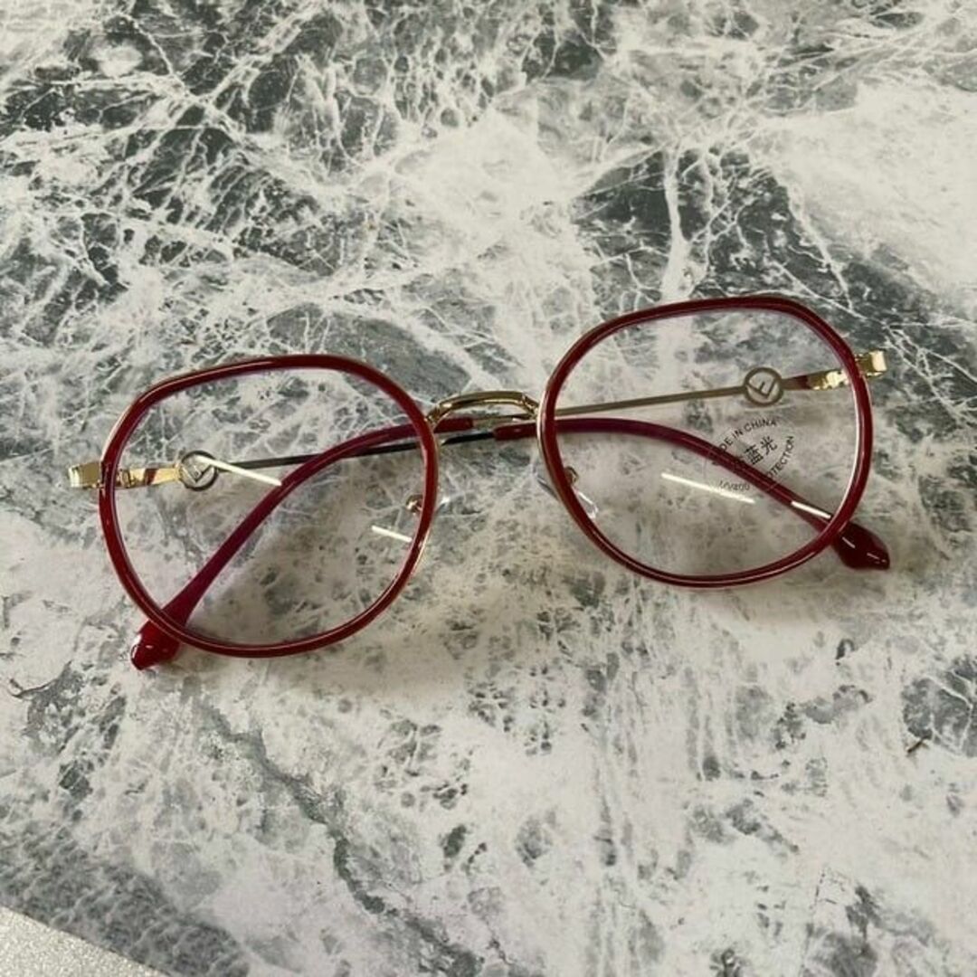 新品 赤色 メンズ レディース トレンド 眼鏡 芸能人愛用 メガネ 男女兼用 レディースのファッション小物(サングラス/メガネ)の商品写真