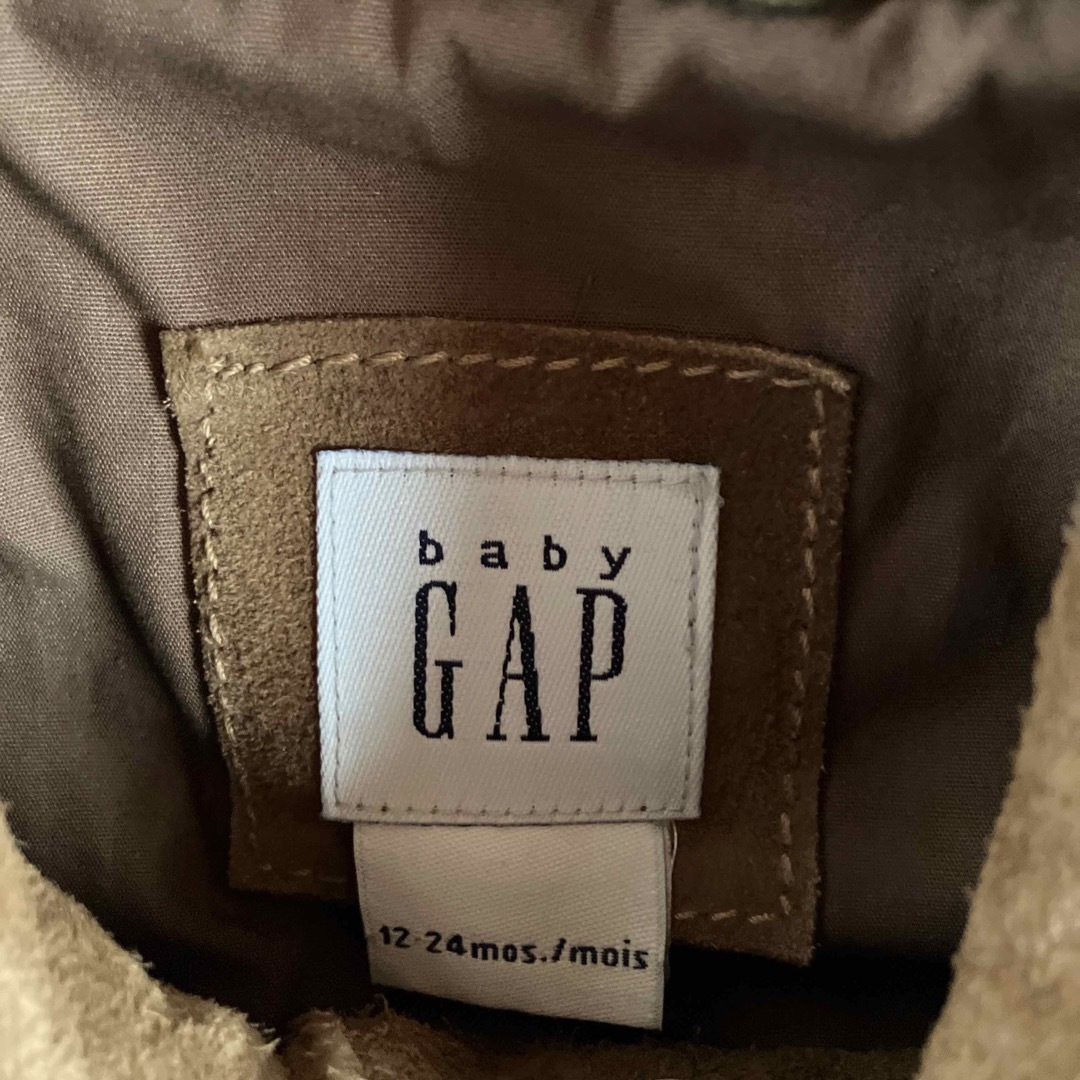 babyGAP(ベビーギャップ)のアメカジ　ベイビーgap スエード　gジャン ブラウン　刺繍あり キッズ/ベビー/マタニティのキッズ服女の子用(90cm~)(ジャケット/上着)の商品写真