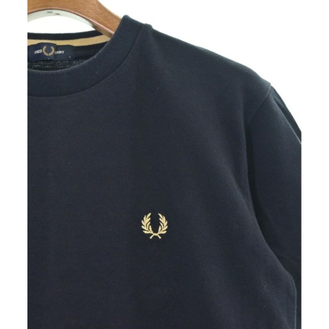 FRED PERRY(フレッドペリー)のFRED PERRY フレッドペリー Tシャツ・カットソー S 紺 【古着】【中古】 メンズのトップス(Tシャツ/カットソー(半袖/袖なし))の商品写真