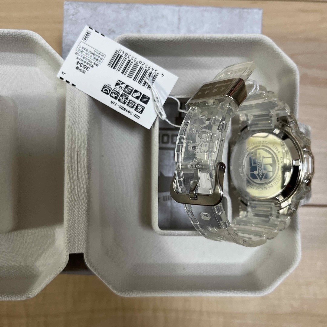 CASIO G-SHOCK 40周年限定モデル DW-5040RX-7JR時計