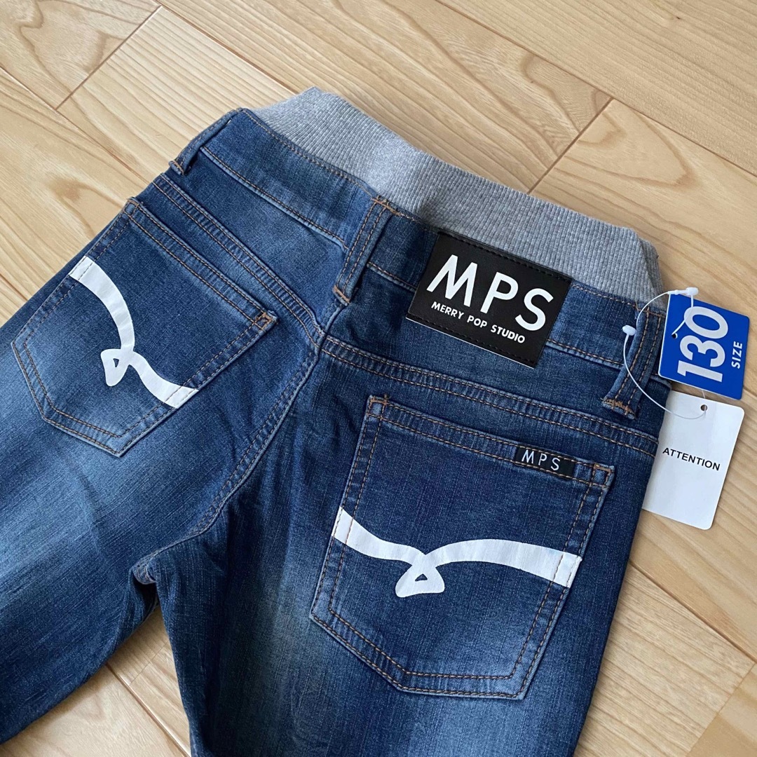 MPS(エムピーエス)の新品　MPS  可愛い　デニムパンツ　130 キッズ/ベビー/マタニティのキッズ服男の子用(90cm~)(パンツ/スパッツ)の商品写真