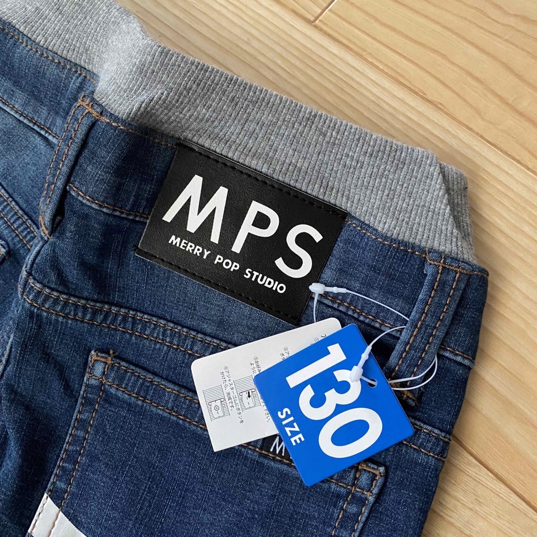 MPS(エムピーエス)の新品　MPS  可愛い　デニムパンツ　130 キッズ/ベビー/マタニティのキッズ服男の子用(90cm~)(パンツ/スパッツ)の商品写真