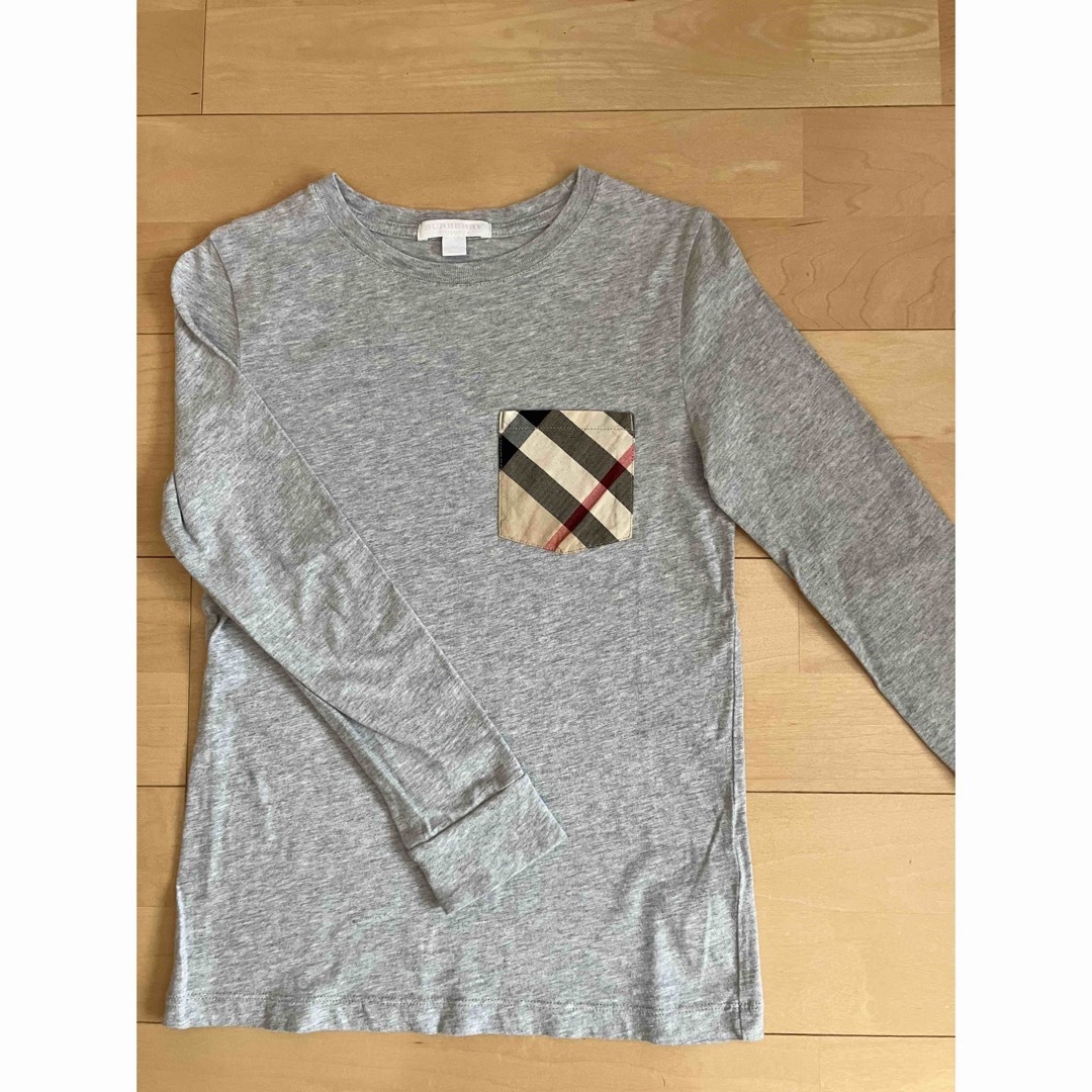 BURBERRY - 美品 BURBERRY長袖シャツカットソー バーバリーチルドレン BURBERRY - 美品 BURBERRY長袖シャツカットソー バーバリーチルドレン