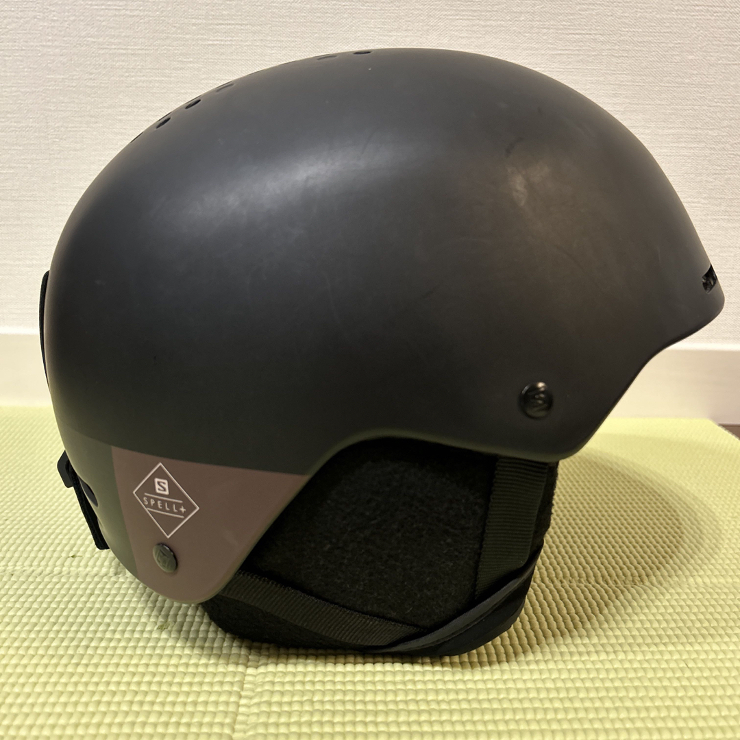 SALOMON(サロモン)のSALOMONヘルメット　SPELL＋ スポーツ/アウトドアのスノーボード(ウエア/装備)の商品写真