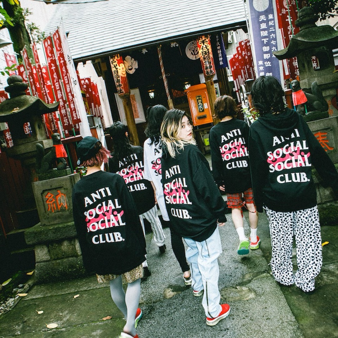 ANTI SOCIAL SOCIAL CLUB(アンチソーシャルソーシャルクラブ)のBiSH ASSC ロングスリーブ XL メンズのトップス(Tシャツ/カットソー(七分/長袖))の商品写真