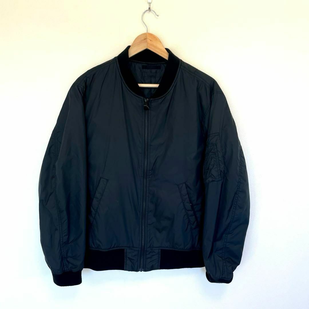 UNIQLO(ユニクロ)のユニクロ　UNIQLO XL  MA-1 ブルゾン　黒　ブラック メンズのジャケット/アウター(ブルゾン)の商品写真