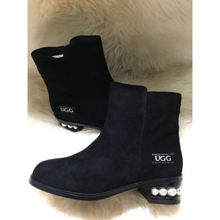 アグ(UGG)の可愛いオーストラリアUGG パールブーツ(ブーツ)