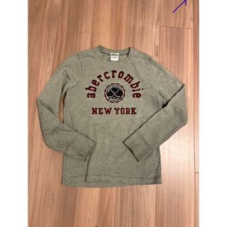 アバクロンビーアンドフィッチ(Abercrombie&Fitch)のアバクロ　ロンT 子ども130(Tシャツ/カットソー)