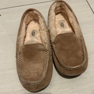 UGG モカシン(スリッポン/モカシン)