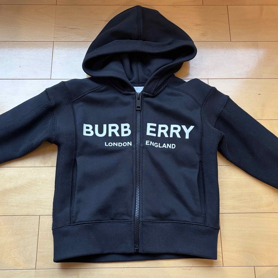BURBERRY - BURBERRY パーカー 3Yの通販 by kirari☆｜バーバリーなら