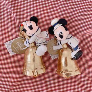 ディズニー(Disney)の【新品.タグ付き】☆イッツクリスマスタイム2019☆ぬいぐるみバッチ2点セット☆(ぬいぐるみ)