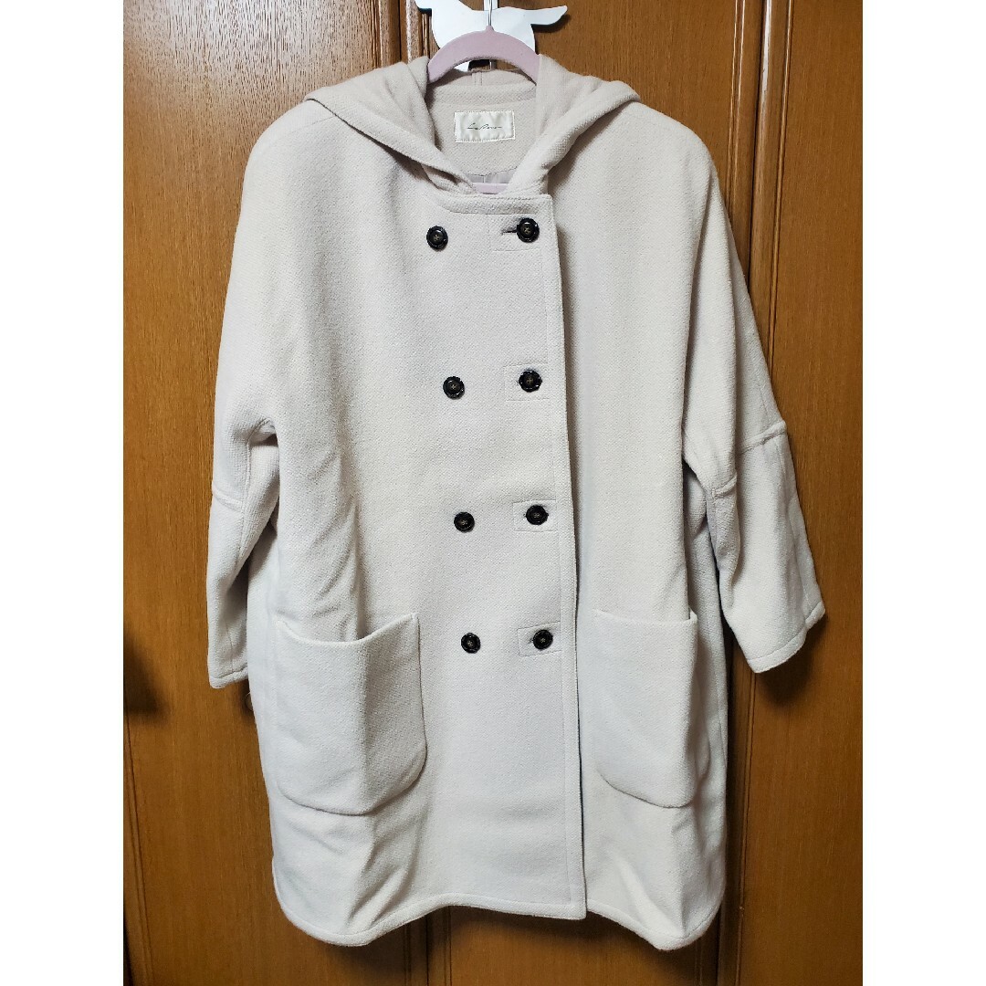 ウール コート アンゴラ ダブル　白　アイボリー　フードコート レディースのジャケット/アウター(ロングコート)の商品写真