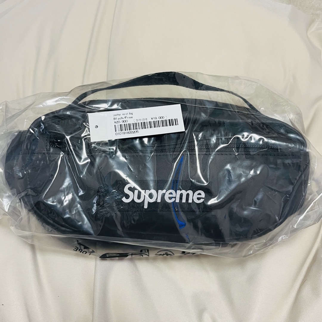 Supreme Leather Waist Bag メンズのバッグ(ウエストポーチ)の商品写真