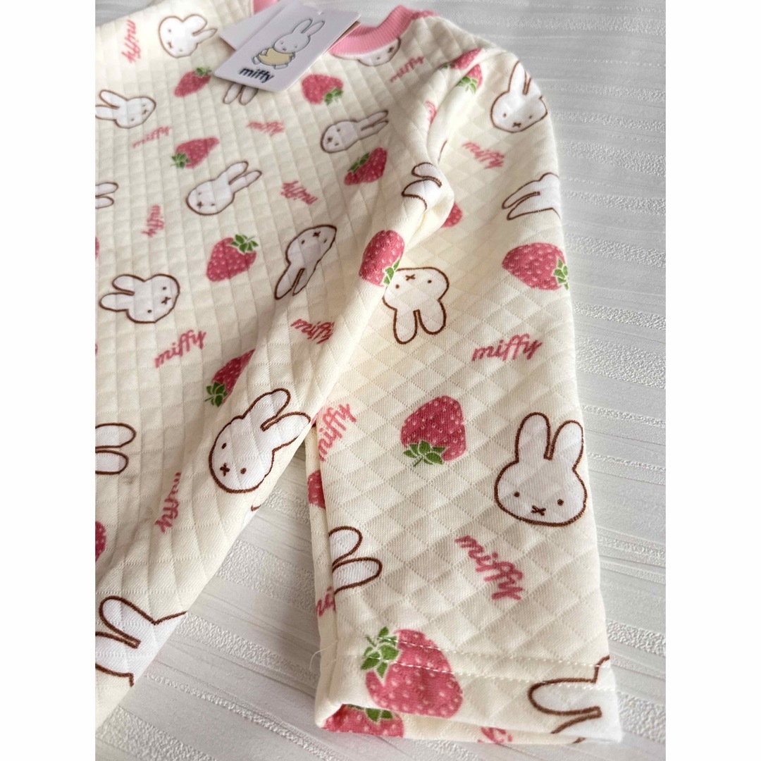 miffy(ミッフィー)のmiffy ミッフィー　いちご柄　腹巻きパジャマ　100cm 新品　女の子 キッズ/ベビー/マタニティのキッズ服女の子用(90cm~)(パジャマ)の商品写真