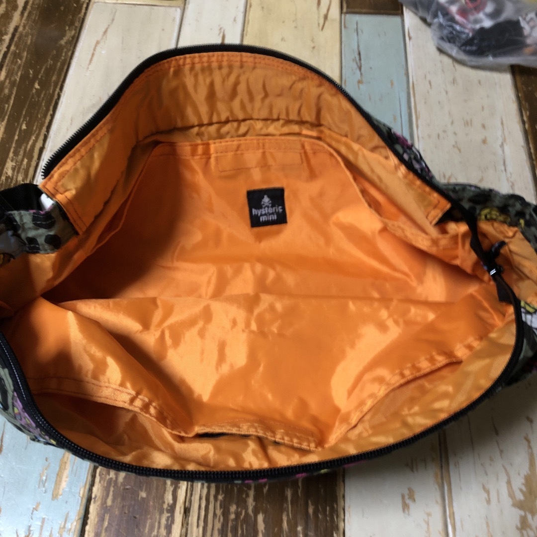 HYSTERIC MINI(ヒステリックミニ)のヒスミニ　ショルダーＬsize レディースのバッグ(ショルダーバッグ)の商品写真
