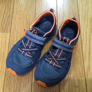 メレル(MERRELL)の【美品】メレル　サンダル　防水キッズ用(サンダル)