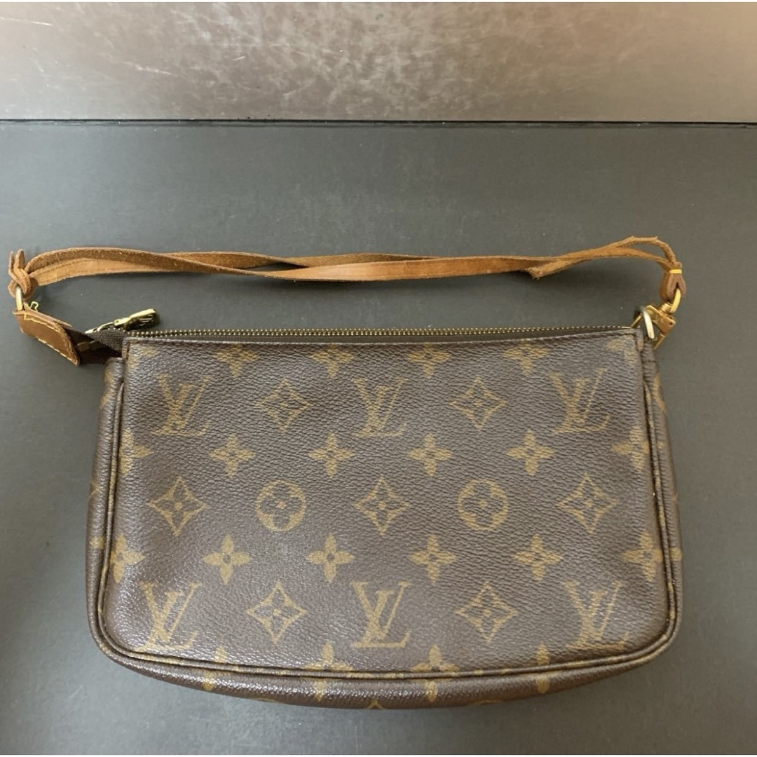 LOUIS VUITTON ルイヴィトン モノグラム ポシェットアクセソワール