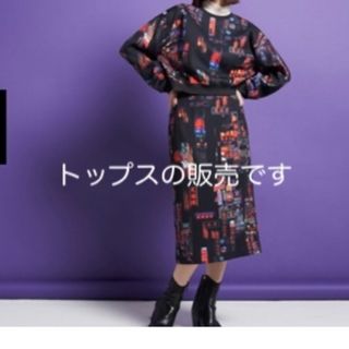 ヴィヴィアンタム(VIVIENNE TAM)のHONG KONG NEON PRINT　トップス未使用品（1477）(カットソー(長袖/七分))